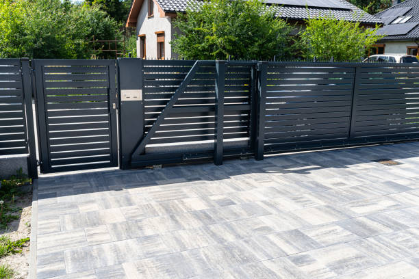 Best Driveway Pavers Contractor  in Halstead, KS